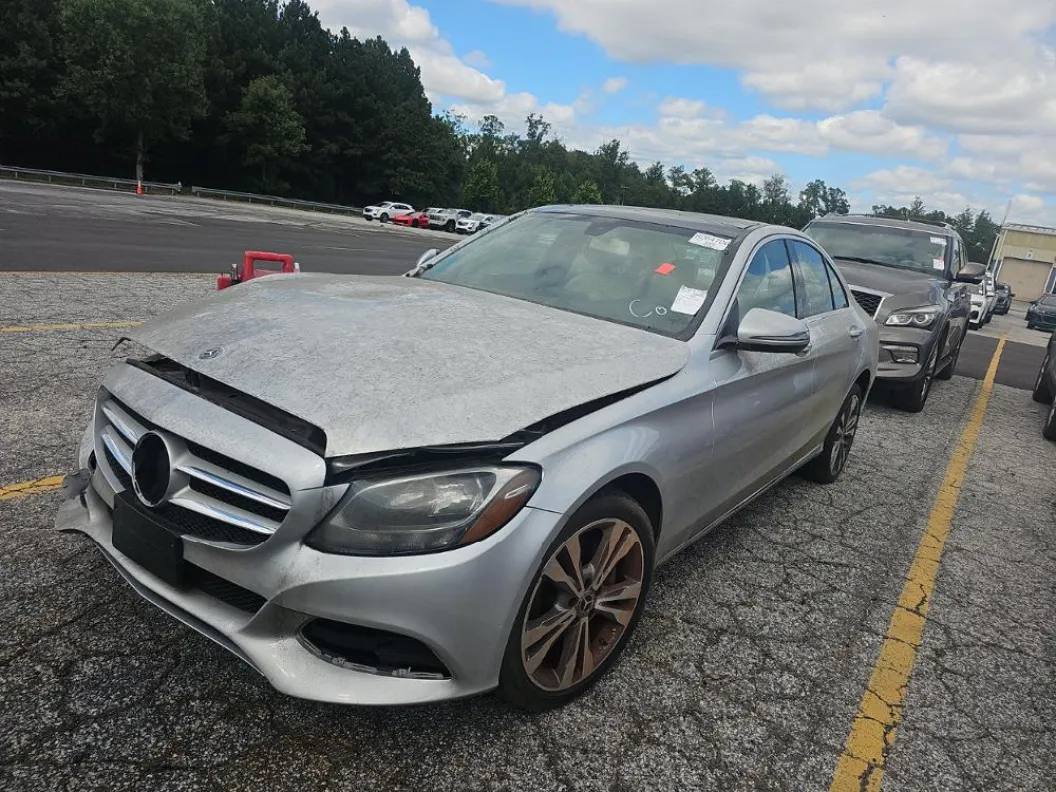 مرسيدس C300 2018 AWD