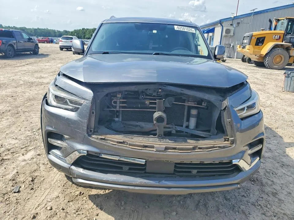 إنفينيتي QX80 Base 2018 AWD
