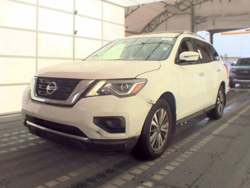 Nissan Pathfinder SV 2019 4X2